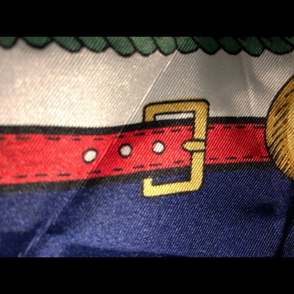 Vintage Berkshire Scarf - Picture 5 of 8